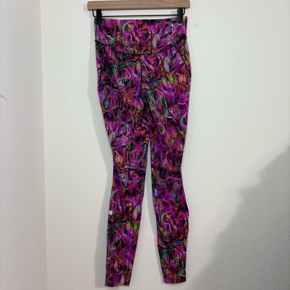 Lululemon Base Pace High-Rise Tight Leggings 28’ size 6 - Picture 9 of 14